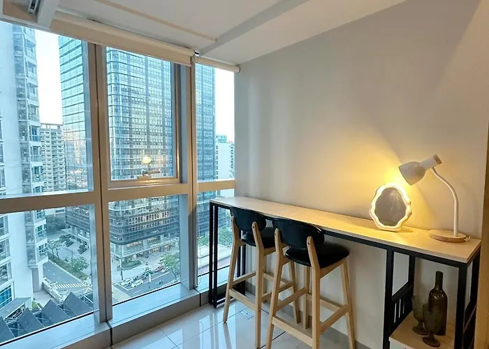 Bgc 1br With Fast Wifi And Pool Use *